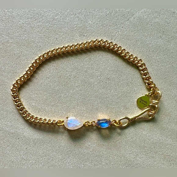 Moonstone Gemstone 22K Gold Bracelet - Picture 3 of 7